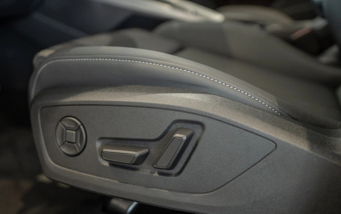 Audi A3 cena 172848 przebieg: 5, rok produkcji 2024 z Piechowice małe 379